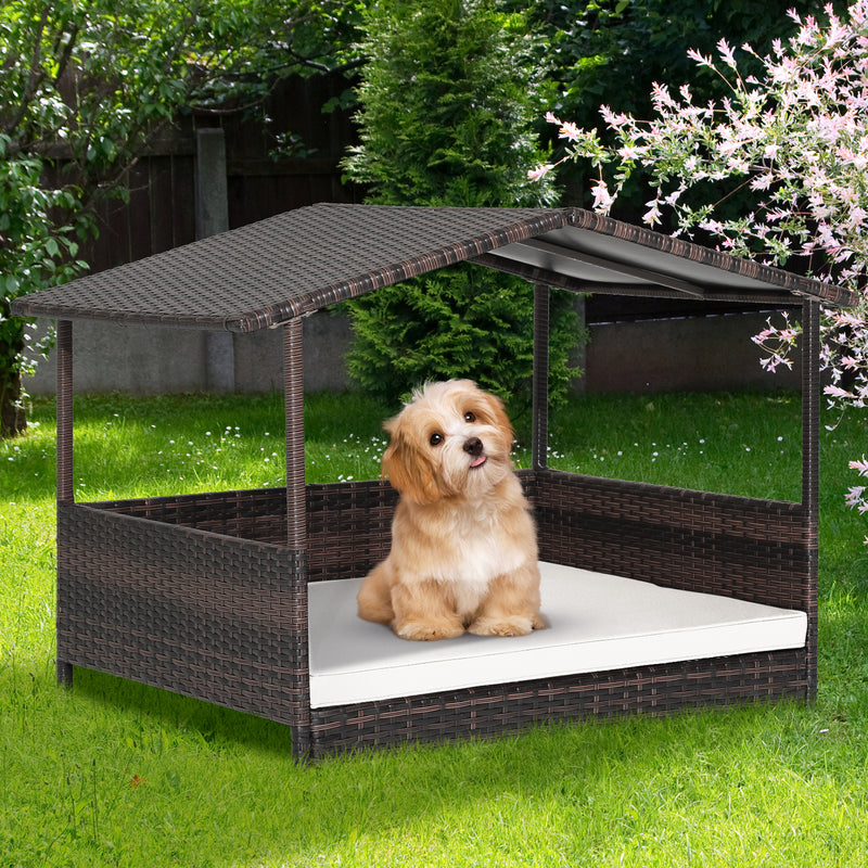 Outdoor Wicker Dog House with Weatherproof Roof-White